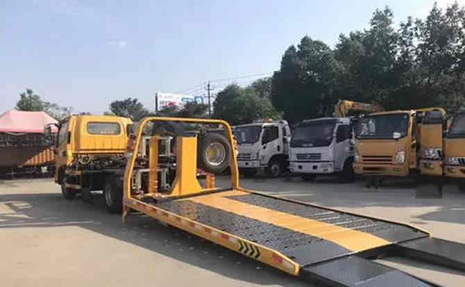 锡林浩特汽车中途维修案例